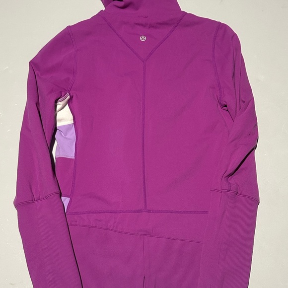 Lululemon Raja Reversible Purple Size 4 - Picture 3 of 7